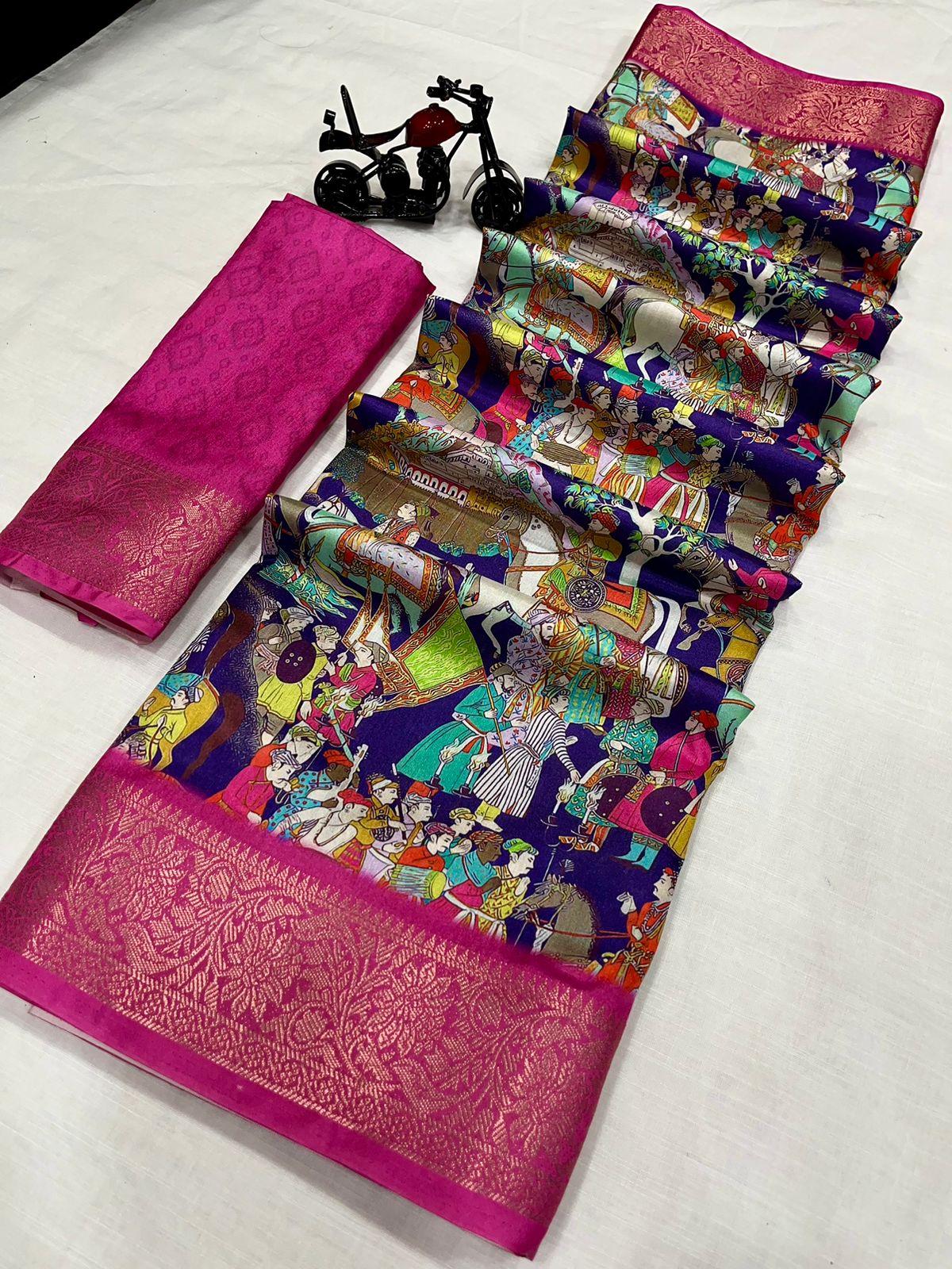 Wow Hit Antic Designer Digital Printed Dola Silk Non Catalog Saree Wholesale Online
